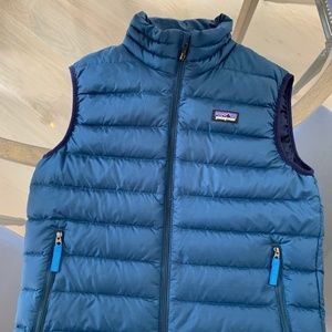 Boys Patagonia Size Medium (10) Blue Puffer Vest